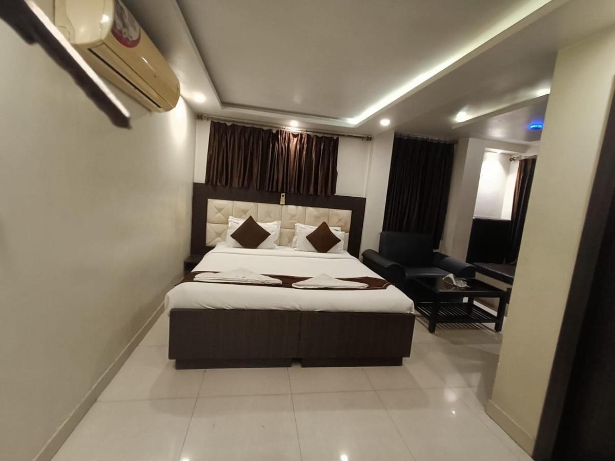 Sheldon Hotel Kalkuta Zewnętrze zdjęcie