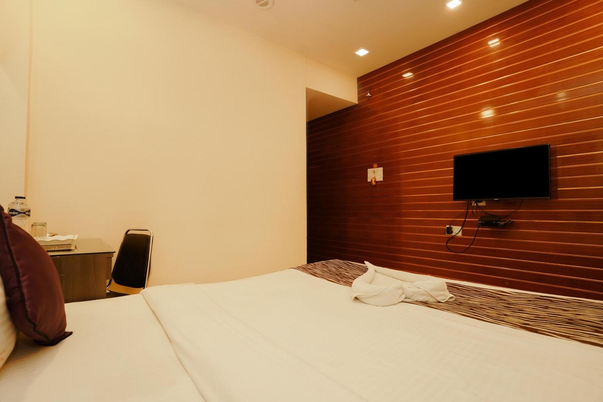 Sheldon Hotel Kalkuta Zewnętrze zdjęcie