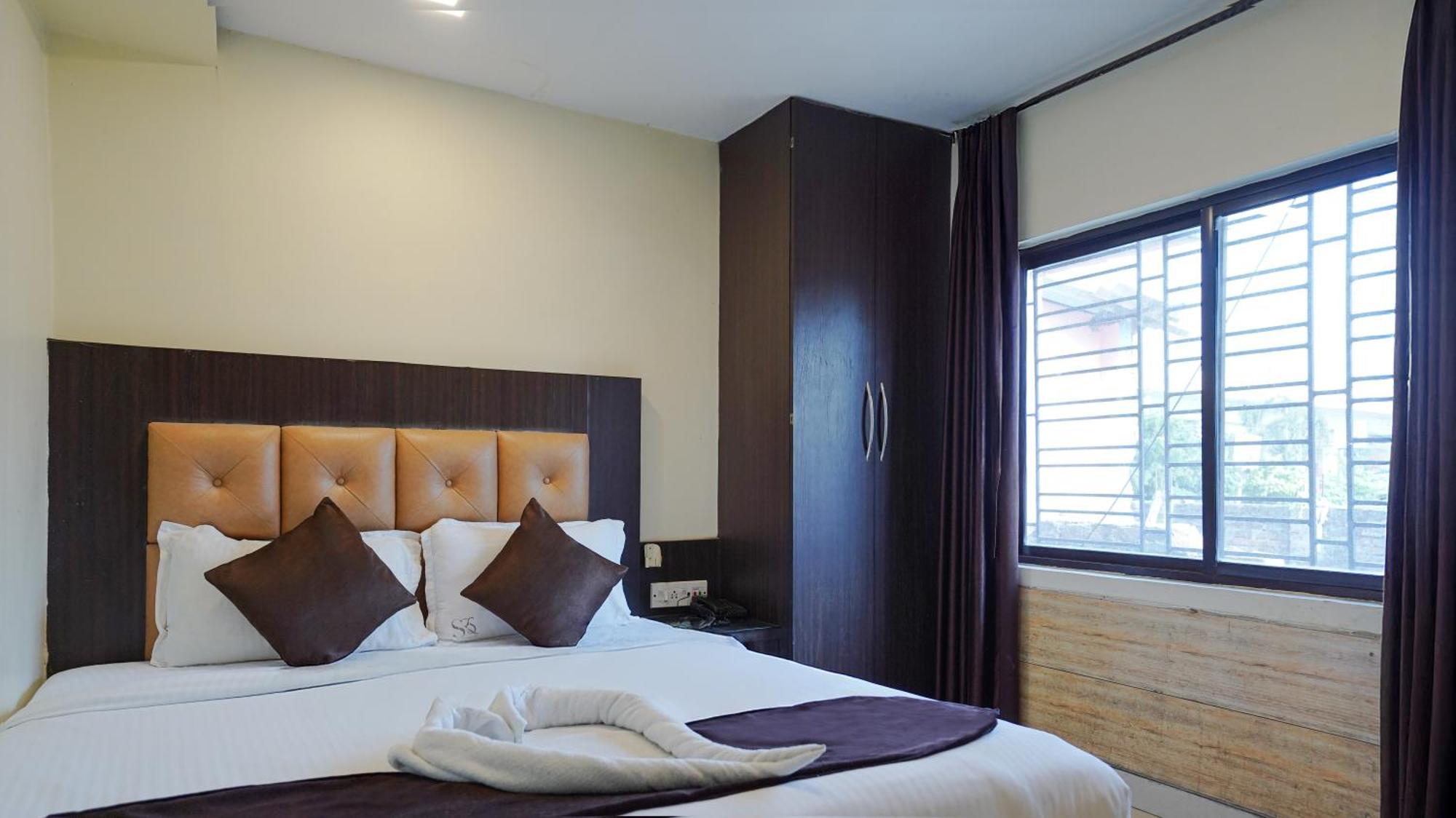 Sheldon Hotel Kalkuta Zewnętrze zdjęcie