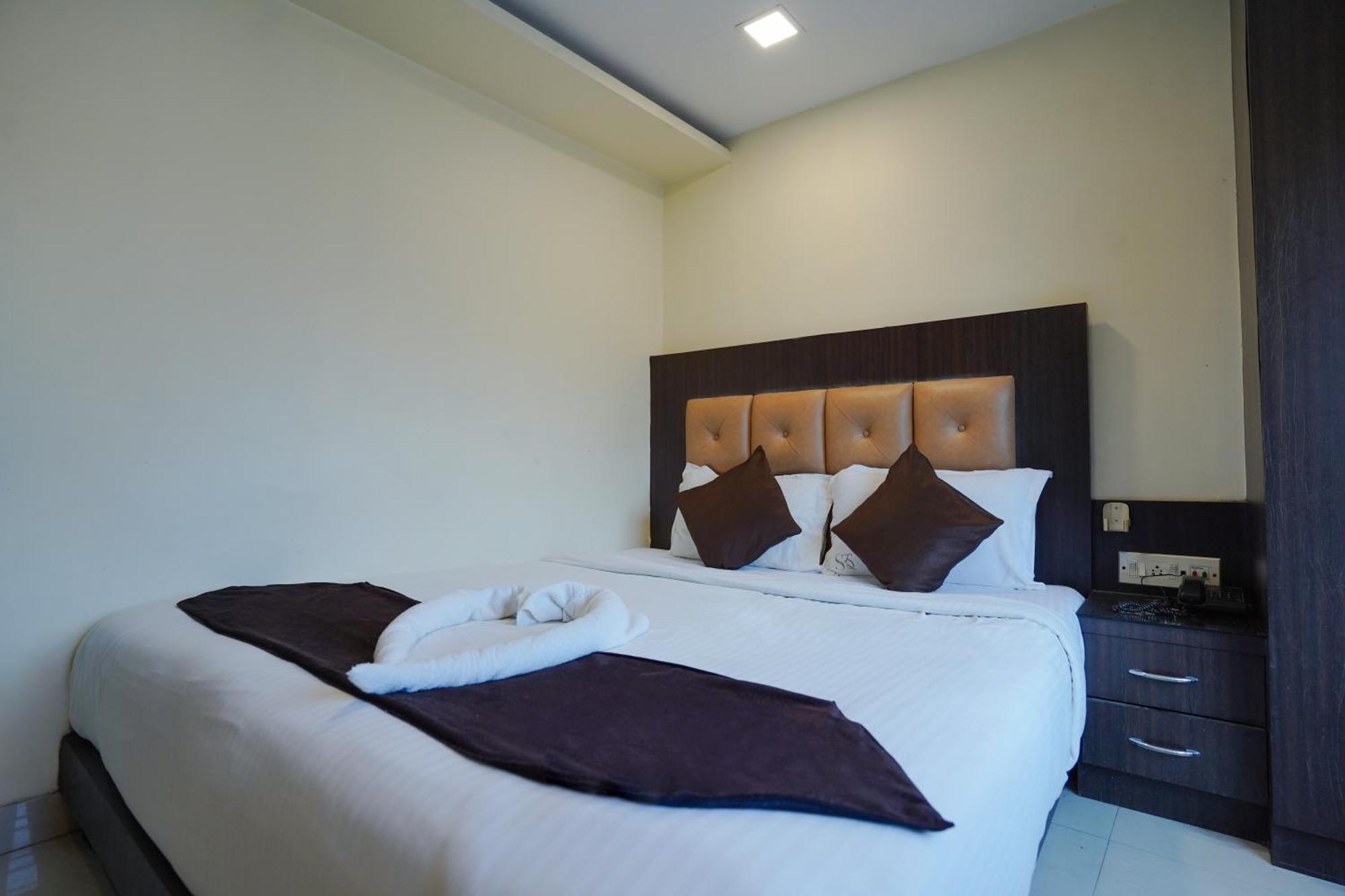 Sheldon Hotel Kalkuta Zewnętrze zdjęcie