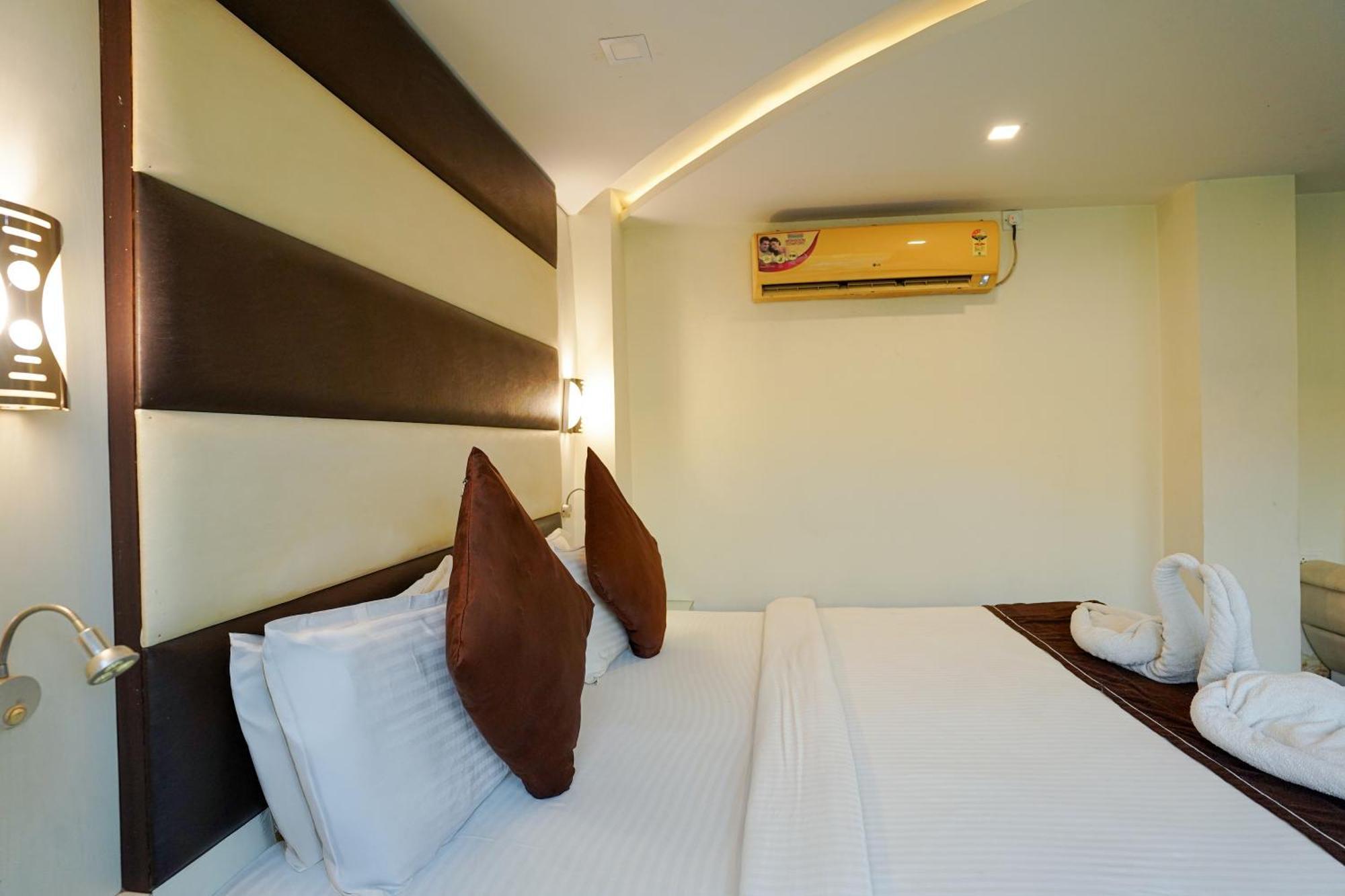 Sheldon Hotel Kalkuta Zewnętrze zdjęcie