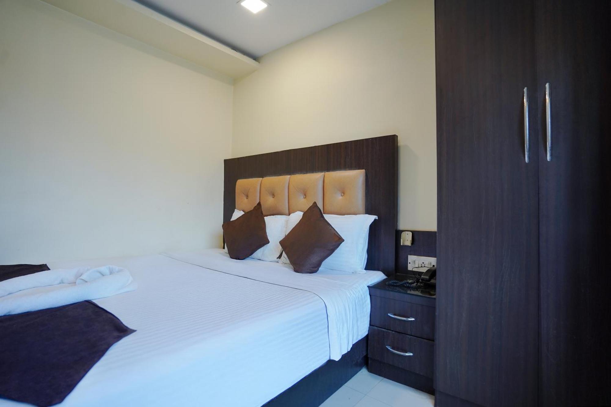 Sheldon Hotel Kalkuta Zewnętrze zdjęcie