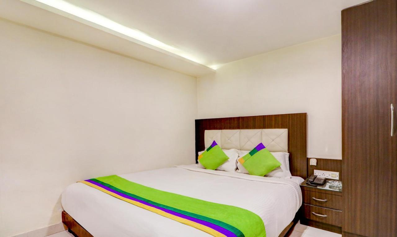 Sheldon Hotel Kalkuta Zewnętrze zdjęcie