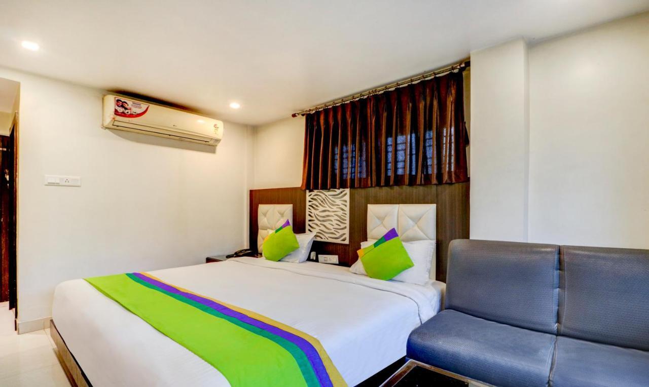 Sheldon Hotel Kalkuta Zewnętrze zdjęcie